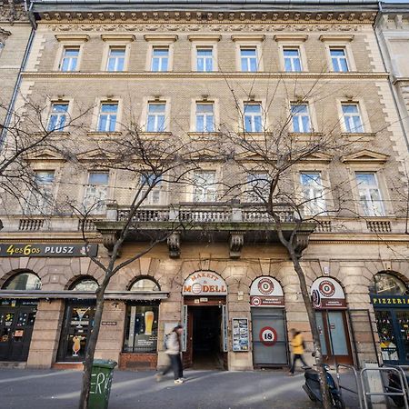 E56 - Grand Boulevard Heritage Residence - Best Location By Bqa Budapest Kültér fotó